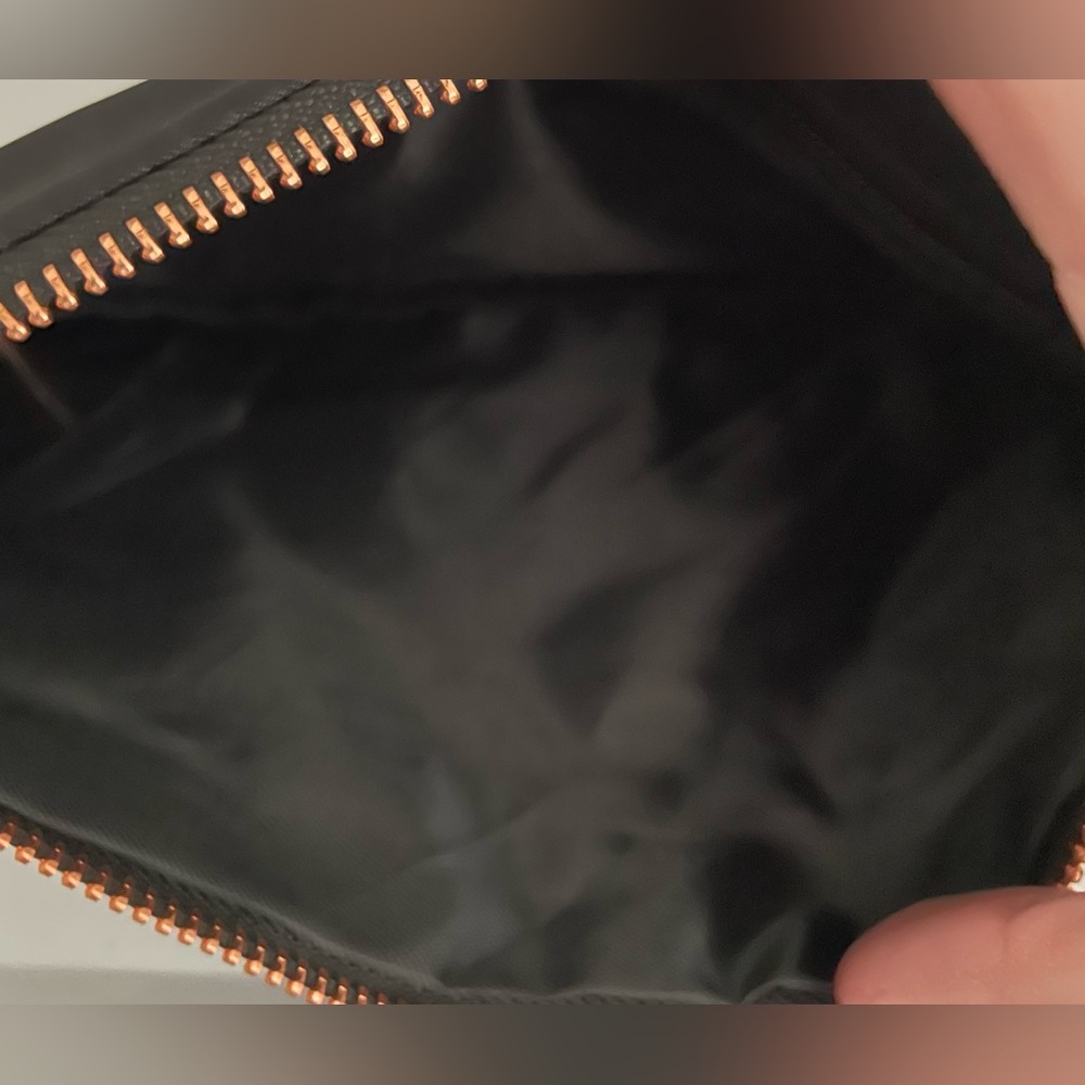 Jillian Dempsey Makeup Bag - Picture 3 of 5